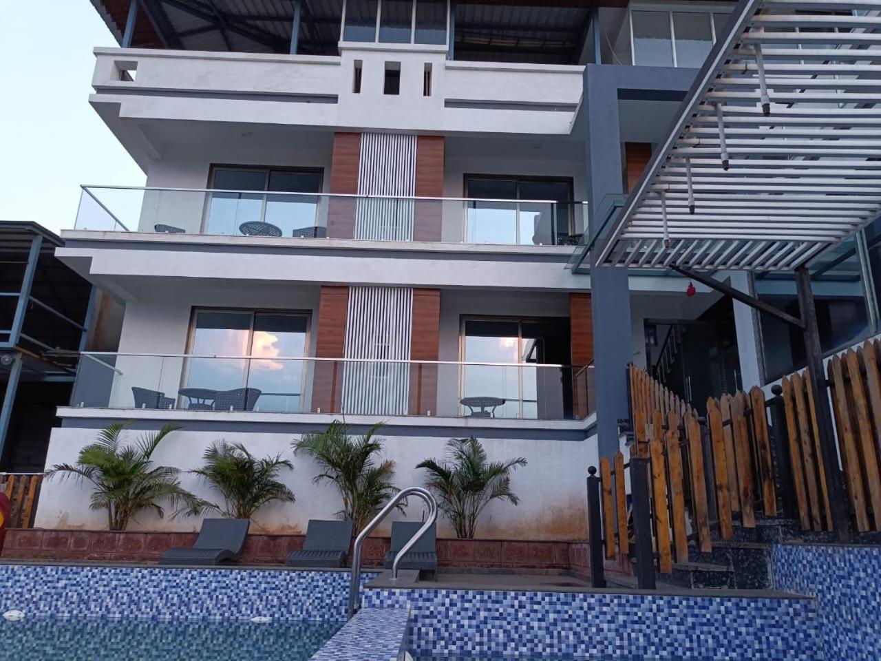 Arc Valley Resort Mahābaleshwar Buitenkant foto